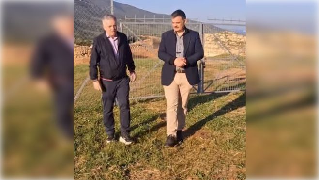 Μακαρης - Φαράντος: "Κόκκινο Χαλί για τους επίσημους, αλλά «πόρτα» για τους Αρκάδες στην Έπαυλη του Ηρώδη του Αττικού" (vd)