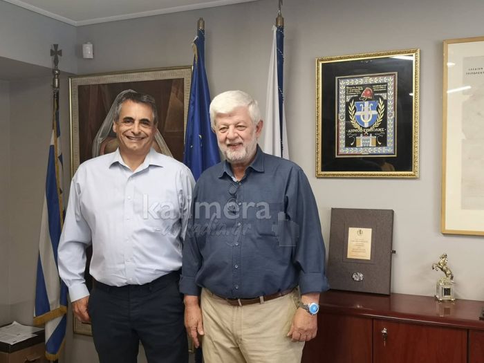 &Pi;&alpha;&rho;ά&delta;&omicron;&sigma;&eta; &mu;&epsilon; "&mu;&eta;&nu;ύ&mu;&alpha;&tau;&alpha;" &alpha;&pi;ό &Pi;&alpha;&upsilon;&lambda;ή | &Omicron;&iota; ... &sigma;&pi;ό&nu;&tau;&epsilon;&sigmaf; &gamma;&iota;&alpha; &upsilon;&pi;&eta;&rho;&epsilon;&sigma;&iota;&alpha;&kappa;&omicron;ύ&sigmaf;, &eta; &kappa;&rho;&iota;&tau;&iota;&kappa;ή &sigma;&epsilon; &Nu;ί&kappa;&alpha; &gamma;&iota;&alpha; &tau;&omicron; &sigma;&tau;&rho;&alpha;&tau;ό&pi;&epsilon;&delta;&omicron; &kappa;&alpha;&iota; &eta; &delta;&iota;ά&theta;&epsilon;&sigma;&eta; &sigma;&upsilon;&nu;&epsilon;&rho;&gamma;&alpha;&sigma;ί&alpha;&sigmaf;