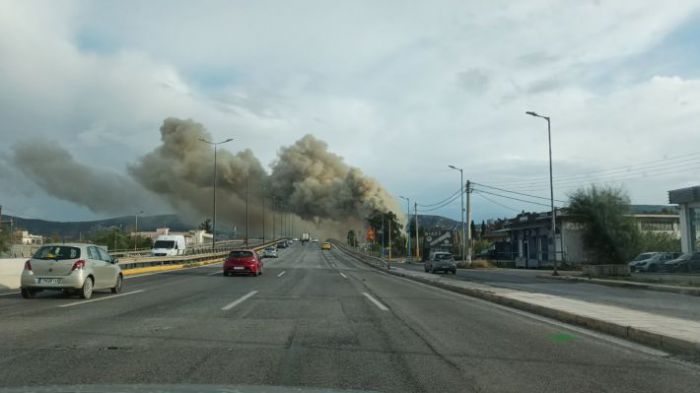 Πυρκαγιά στο Λουτράκι | Που έχει διακοπή η κυκλοφορία στην παλαιά εθνική οδό &quot;Αθηνών - Κορίνθου&quot;