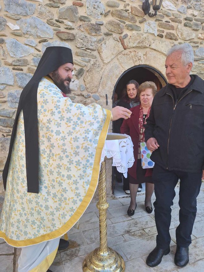 &Mu;&omicron;&nu;ή &Kappa;&alpha;&lambda;&tau;&epsilon;&zeta;ώ&nu; | &Mu;&nu;&eta;&mu;ό&sigma;&upsilon;&nu;&omicron; &gamma;&iota;&alpha; &tau;&omicron;&upsilon;&sigmaf; 57 &nu;&epsilon;&kappa;&rho;&omicron;ύ&sigmaf; &tau;&omega;&nu; &Tau;&epsilon;&mu;&pi;ώ&nu;