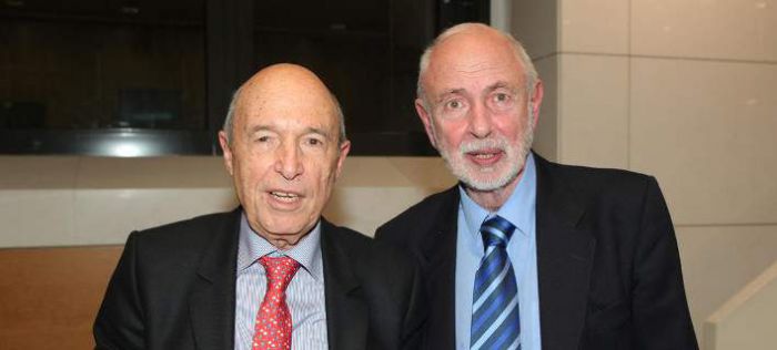 &Omicron; &Kappa;ώ&sigma;&tau;&alpha;&sigmaf; &Sigma;&eta;&mu;ί&tau;&eta;&sigmaf; &gamma;&iota;&alpha; &tau;&omicron;&nu; &Alpha;&rho;&kappa;ά&delta;&alpha; Ά&gamma;&gamma;&epsilon;&lambda;&omicron; &Delta;&epsilon;&lambda;&eta;&beta;&omicron;&rho;&rho;&iota;ά: "Έ&delta;&omega;&sigma;&epsilon; &pi;&nu;&omicron;ή &sigma;&tau;&alpha; &Mu;&omicron;&upsilon;&sigma;&epsilon;ί&alpha; &tau;&eta;&sigmaf; &chi;ώ&rho;&alpha;&sigmaf;"