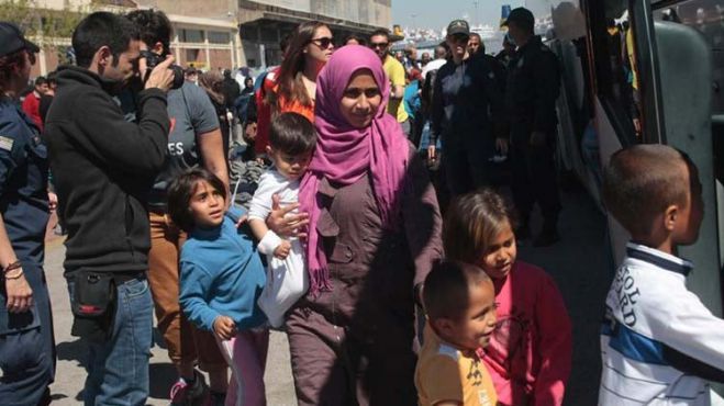 &Sigma;&omicron;&kappa;&alpha;&rho;&iota;&sigma;&tau;&iota;&kappa;έ&sigmaf; &epsilon;&iota;&kappa;ό&nu;&epsilon;&sigmaf; &sigma;&tau;&omicron; &kappa;έ&nu;&tau;&rho;&omicron; &tau;&eta;&sigmaf; &Alpha;&theta;ή&nu;&alpha;&sigmaf; | &Sigma;ύ&gamma;&chi;&rho;&omicron;&nu;&omicron; &sigma;&kappa;&lambda;&alpha;&beta;&omicron;&pi;ά&zeta;&alpha;&rho;&omicron; &tau;&omicron;&upsilon; &sigma;&epsilon;&xi; &mu;&epsilon; &pi;&rho;ό&sigma;&phi;&upsilon;&gamma;&epsilon;&sigmaf; (vd)