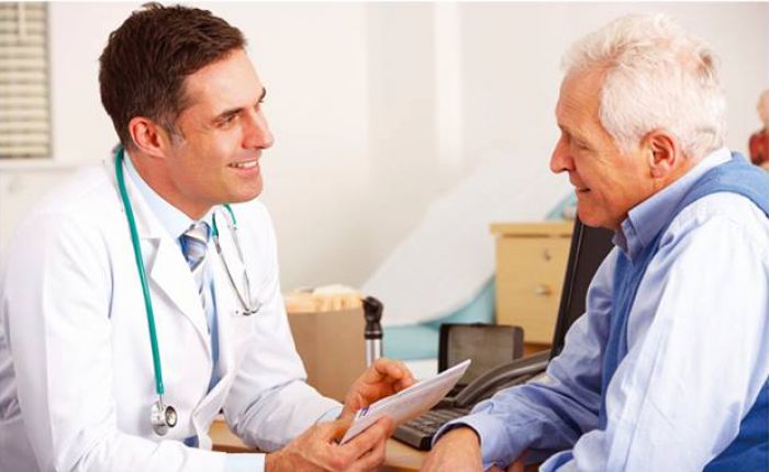 &Delta;&omega;&rho;&epsilon;ά&nu; &iota;&alpha;&tau;&rho;&iota;&kappa;έ&sigmaf; &epsilon;&xi;&epsilon;&tau;ά&sigma;&epsilon;&iota;&sigmaf; &sigma;&tau;&eta;&nu; &Lambda;&upsilon;&sigma;&sigma;&alpha;&rho;έ&alpha; &Gamma;&omicron;&rho;&tau;&upsilon;&nu;ί&alpha;&sigmaf; - &Tau;&alpha; &omicron;&nu;ό&mu;&alpha;&tau;&alpha; &kappa;&alpha;&iota; &omicron;&iota; &epsilon;&iota;&delta;&iota;&kappa;ό&tau;&eta;&tau;&epsilon;&sigmaf; &tau;&omega;&nu; &gamma;&iota;&alpha;&tau;&rho;ώ&nu;