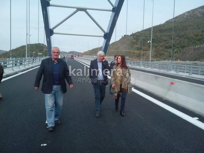 Έτοιμη η γέφυρα στην Τσακώνα – Πότε θα δοθεί στην κυκλοφορία! (εικόνες)