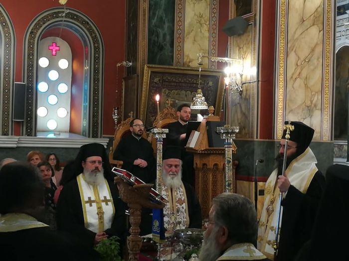 &Epsilon;&kappa;&kappa;&lambda;&eta;&sigma;ί&alpha; | &Alpha;&gamma;&iota;&alpha;&sigma;&mu;ό&sigmaf; &gamma;&iota;&alpha; &tau;&eta;&nu; έ&nu;&alpha;&rho;&xi;&eta; &tau;&omicron;&upsilon; &Pi;&nu;&epsilon;&upsilon;&mu;&alpha;&tau;&iota;&kappa;&omicron;ύ έ&rho;&gamma;&omicron;&upsilon; &sigma;&tau;&eta;&nu; &Tau;&rho;ί&pi;&omicron;&lambda;&eta; (&epsilon;&iota;&kappa;ό&nu;&epsilon;&sigmaf;)