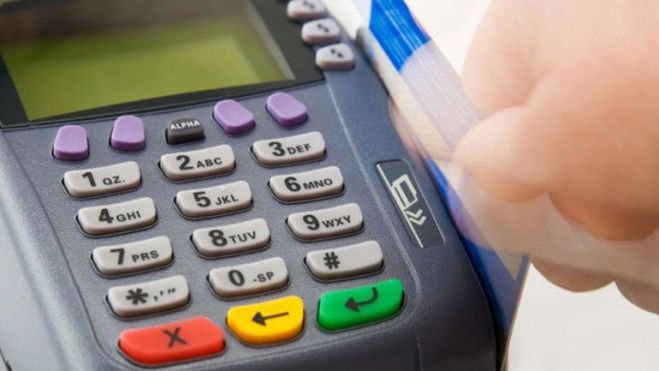 Τέρμα στις επιβαρύνσεις για πληρωμές με κάρτες!