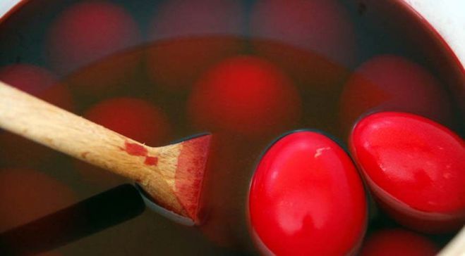 &Xi;έ&rho;&epsilon;&tau;&epsilon; &gamma;&iota;&alpha;&tau;ί &beta;ά&phi;&omicron;&upsilon;&mu;&epsilon; &tau;&alpha; &alpha;&upsilon;&gamma;ά &kappa;ό&kappa;&kappa;&iota;&nu;&alpha; &tau;&eta;&nu; &Mu;&epsilon;&gamma;ά&lambda;&eta; &Pi;έ&mu;&pi;&tau;&eta;;