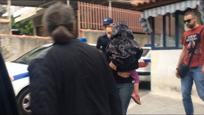 &Beta;&rho;έ&theta;&eta;&kappa;&epsilon; &eta; &Mu;&alpha;&rho;ί&alpha;-&Epsilon;&iota;&rho;ή&nu;&eta; - &Kappa;&rho;&alpha;&tau;&omicron;ύ&nu;&tau;&alpha;&iota; &omicron;&iota; &gamma;&omicron;&nu;&epsilon;ί&sigmaf; &tau;&eta;&sigmaf;