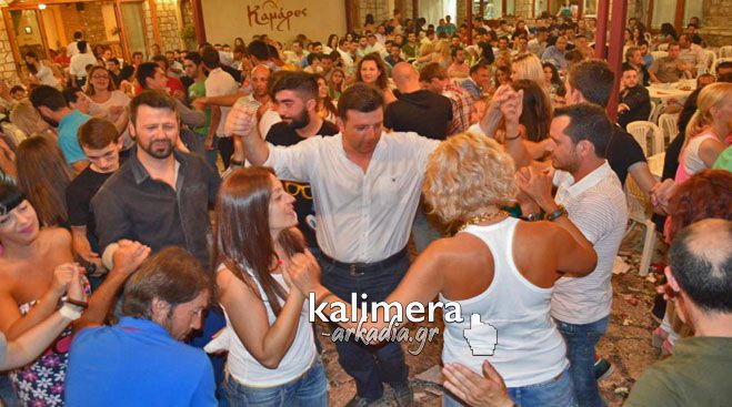 Κέφι και χορός μέχρι τα ξημερώματα στη Βλαχέρνα! (εικόνες – βίντεο)