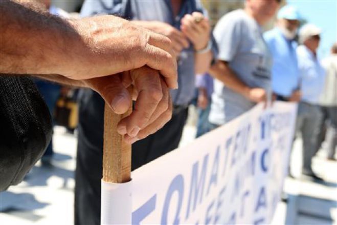 Συνταξιούχοι | Ποιοι θα πάρουν επιστροφή έως 3.000 ευρώ τον Ιανουάριο!