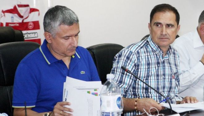 &Omicron; &Pi;&rho;ό&epsilon;&delta;&rho;&omicron;&sigmaf; &tau;&omicron;&upsilon; &Alpha;&tau;&rho;ό&mu;&eta;&tau;&omicron;&upsilon; &alpha;&phi;ή&nu;&epsilon;&iota; &alpha;&iota;&chi;&mu;έ&sigmaf; &gamma;&iota;&alpha; &Alpha;&sigma;&tau;έ&rho;&alpha; &kappa;&alpha;&iota; &Mu;&pi;&omicron;&rho;&omicron;&beta;ή&lambda;&omicron; ...