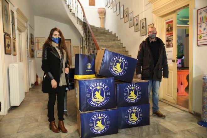 &Tau;&rho;ί&pi;&omicron;&lambda;&eta; | &Eta; &pi;&rho;&omicron;&sigma;&phi;&omicron;&rho;ά &tau;&eta;&sigmaf; &Pi;&Alpha;&Epsilon; &Alpha;&sigma;&tau;έ&rho;&alpha;&sigmaf; &gamma;&iota;&alpha; &tau;&eta;&nu; &Pi;&alpha;&gamma;&kappa;ό&sigma;&mu;&iota;&alpha; &Eta;&mu;έ&rho;&alpha; &Alpha;&Mu;&Epsilon;&Alpha;