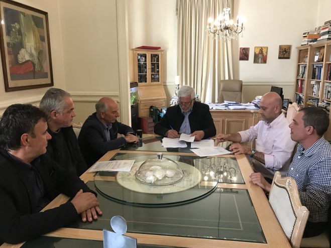 &laquo;&Kappa;ά&nu;&omicron;&upsilon;&mu;&epsilon; &pi;&rho;ά&xi;&eta; &tau;&omicron; &mu;&epsilon;&gamma;ά&lambda;&omicron; έ&rho;&gamma;&omicron; &tau;&omicron;&upsilon; &Mu;&epsilon;&theta;&upsilon;&delta;&rho;ί&omicron;&upsilon;&raquo;