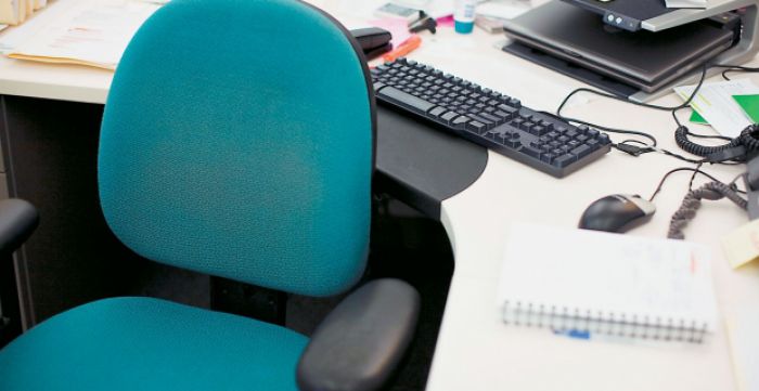 &Epsilon;&theta;&epsilon;&lambda;&omicron;&nu;&tau;&iota;&kappa;ή &kappa;&iota;&nu;&eta;&tau;&iota;&kappa;ό&tau;&eta;&tau;&alpha;: &Omicron;&iota; 4.040 &theta;έ&sigma;&epsilon;&iota;&sigmaf; &sigma;&tau;&iota;&sigmaf; &omicron;&pi;&omicron;ί&epsilon;&sigmaf; &mu;&pi;&omicron;&rho;&omicron;ύ&nu; &nu;&alpha; &mu;&epsilon;&tau;&alpha;&kappa;&iota;&nu;&eta;&theta;&omicron;ύ&nu; &omicron;&iota; &upsilon;&pi;ά&lambda;&lambda;&eta;&lambda;&omicron;&iota; (&pi;ί&nu;&alpha;&kappa;&alpha;&sigmaf;)