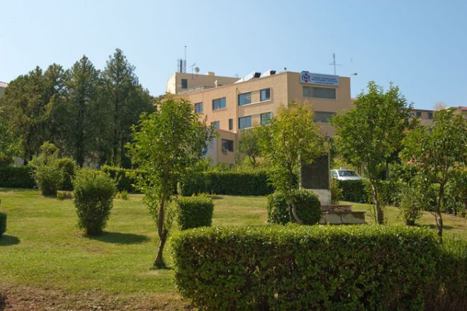 &Pi;&alpha;&nu;&alpha;&rho;&kappa;&alpha;&delta;&iota;&kappa;ό &Nu;&omicron;&sigma;&omicron;&kappa;&omicron;&mu;&epsilon;ί&omicron;: 17 &pi;&rho;&omicron;&sigma;&lambda;ή&psi;&epsilon;&iota;&sigmaf; &mu;&alpha;&kappa;&rho;&omicron;&chi;&rho;ό&nu;&iota;&alpha; &alpha;&nu;έ&rho;&gamma;&omega;&nu; &alpha;&nu;&alpha;&kappa;&omicron;ί&nu;&omega;&sigma;&epsilon; &omicron; &Omicron;&Alpha;&Epsilon;&Delta;