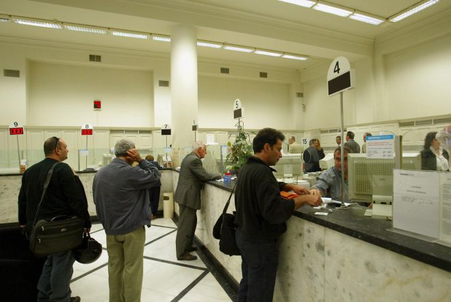 &Tau;&rho;ά&pi;&epsilon;&zeta;&epsilon;&sigmaf; | &Mu;&epsilon;&tau;ά &tau;&iota;&sigmaf; &epsilon;&theta;&epsilon;&lambda;&omicron;ύ&sigma;&iota;&epsilon;&sigmaf;, έ&rho;&chi;&omicron;&nu;&tau;&alpha;&iota; &omicron;&iota; &mu;&alpha;&zeta;&iota;&kappa;έ&sigmaf; &alpha;&pi;&omicron;&lambda;ύ&sigma;&epsilon;&iota;&sigmaf; &tau;&rho;&alpha;&pi;&epsilon;&zeta;&omicron;ϋ&pi;&alpha;&lambda;&lambda;ή&lambda;&omega;&nu;