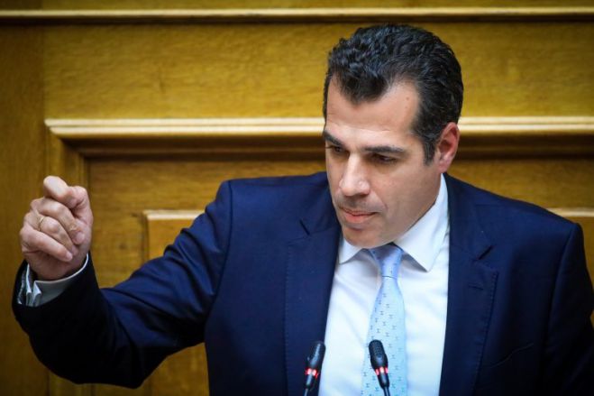 Πλεύρης: "Tο δόγμα είναι φυλακή ή επιστροφή, για όσους εισέρχονται παράνομα στη χώρα"