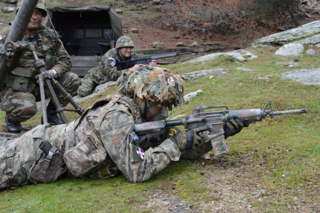 Έ&rho;&chi;&omicron;&nu;&tau;&alpha;&iota; &laquo;&pi;&rho;&omicron;&sigma;&lambda;ή&psi;&epsilon;&iota;&sigmaf;&raquo; &Epsilon;&theta;&nu;&omicron;&phi;&upsilon;&lambda;ά&kappa;&omega;&nu; &mu;&epsilon; &eta;&mu;&epsilon;&rho;ή&sigma;&iota;&alpha; &alpha;&pi;&omicron;&zeta;&eta;&mu;ί&omega;&sigma;&eta; 15 &epsilon;&upsilon;&rho;ώ!