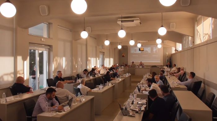 Οι μονάδες καύσης απορριμμάτων συζητήθηκαν στο περιφερειακό συμβούλιο - Φωνές για "όχι" στην Μεγαλόπολη