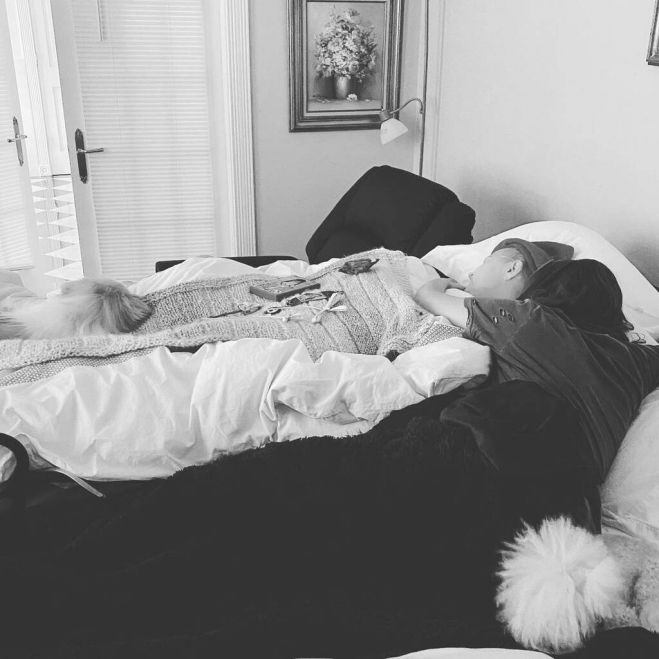 &Theta;&rho;ή&nu;&omicron;&sigmaf; &gamma;&iota;&alpha; &tau;&eta; Maria Menounos | &Eta; &mu;&eta;&tau;έ&rho;&alpha; &tau;&eta;&sigmaf; Litsa έ&phi;&upsilon;&gamma;&epsilon; &alpha;&pi;ό &tau;&eta; &zeta;&omega;ή - &Eta; &sigma;&upsilon;&gamma;&kappa;&lambda;&omicron;&nu;&iota;&sigma;&tau;&iota;&kappa;ή &phi;&omega;&tau;&omicron;&gamma;&rho;&alpha;&phi;ί&alpha;