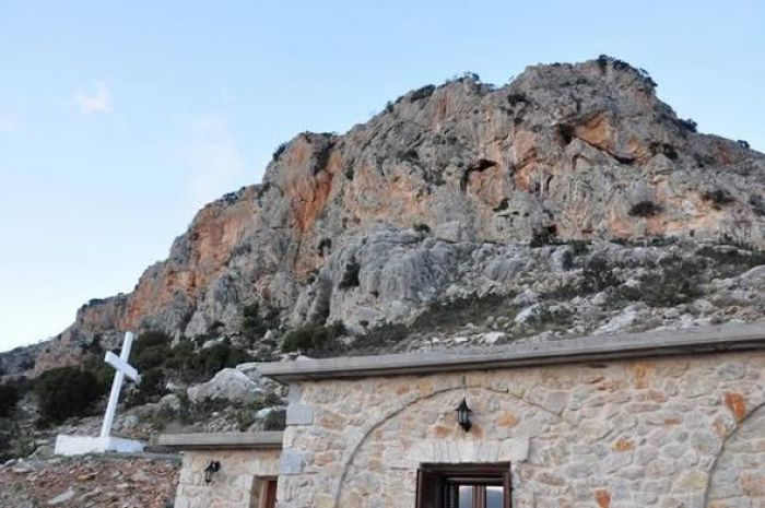 &Eta; &gamma;&iota;&omicron;&rho;&tau;ή &tau;&omicron;&upsilon; &Alpha;&gamma;ί&omicron;&upsilon; &Epsilon;&upsilon;&theta;&upsilon;&mu;ί&omicron;&upsilon; &sigma;&tau;&omicron;&upsilon; &Lambda;&omicron;&upsilon;&kappa;ά