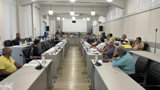 &Delta;&eta;&mu;&omicron;&tau;&iota;&kappa;ό &Sigma;&upsilon;&mu;&beta;&omicron;ύ&lambda;&iota;&omicron; &Tau;&rho;ί&pi;&omicron;&lambda;&eta;&sigmaf; | &Sigma;&tau;&iota;&sigmaf; 24 &Omicron;&kappa;&tau;&omega;&beta;&rho;ί&omicron;&upsilon; &eta; &pi;&rho;ώ&tau;&eta; &mu;&epsilon;&tau;&epsilon;&kappa;&lambda;&omicron;&gamma;&iota;&kappa;ή &sigma;&upsilon;&nu;&epsilon;&delta;&rho;ί&alpha;&sigma;&eta;