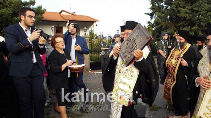 &Gamma;&iota;&alpha; &tau;&eta; &Rho;ό&delta;&omicron; &theta;&alpha; &tau;&alpha;&xi;&iota;&delta;έ&psi;&epsilon;&iota; &eta; &theta;&alpha;&upsilon;&mu;&alpha;&tau;&omicron;&upsilon;&rho;&gamma;ή &Epsilon;&iota;&kappa;ό&nu;&alpha; &tau;&eta;&sigmaf; &Pi;&alpha;&nu;&alpha;&gamma;ί&alpha;&sigmaf; &Mu;&alpha;&lambda;&epsilon;&beta;ή&sigmaf;!