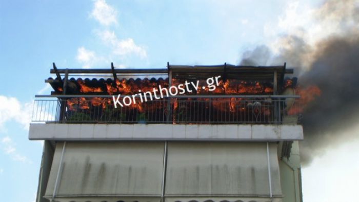 Κόρινθος: Πανικός από φωτιά σε διαμέρισμα - Έγινε στάχτη μέσα σε λίγα λεπτά (vd)