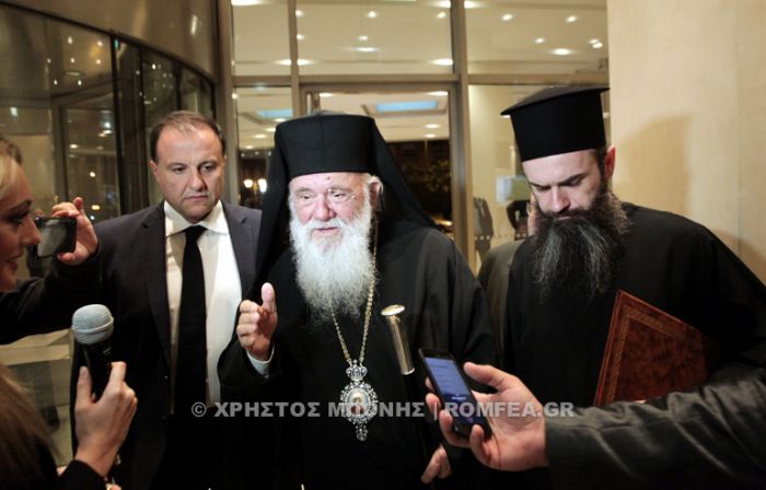 «Εγώ θα μιλήσω τελευταίος» επανέλαβε ο Αρχιεπίσκοπος