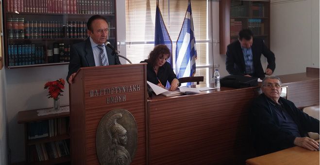 &Eta; &alpha;&pi;&omicron;&lambda;&omicron;&gamma;&iota;&sigma;&tau;&iota;&kappa;ή &sigma;&upsilon;&nu;έ&lambda;&epsilon;&upsilon;&sigma;&eta; &tau;&eta;&sigmaf; &Pi;.&Epsilon;.&Alpha;. (&epsilon;&iota;&kappa;ό&nu;&epsilon;&sigmaf;)
