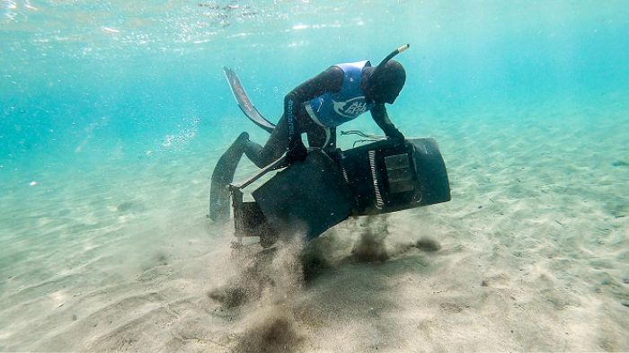 &Epsilon;&kappa;&pi;&alpha;&iota;&delta;&epsilon;&upsilon;&tau;&iota;&kappa;ά &sigma;&epsilon;&mu;&iota;&nu;ά&rho;&iota;&alpha; &sigma;&tau;&eta; &Delta;&eta;&mu;&eta;&tau;&sigma;ά&nu;&alpha;