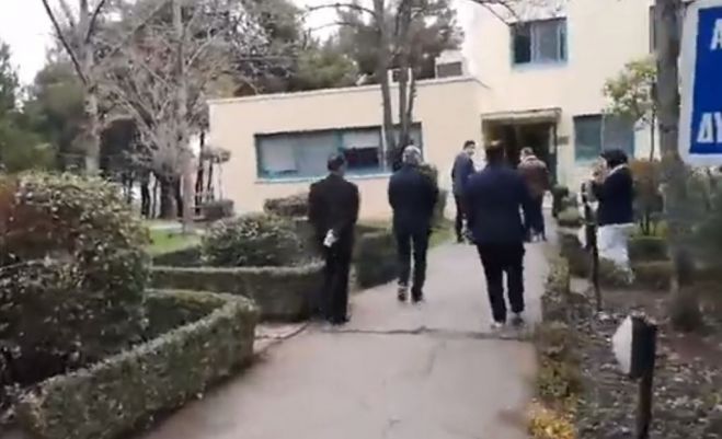 Live &omicron; &Upsilon;&pi;&omicron;&upsilon;&rho;&gamma;ό&sigmaf; &Upsilon;&gamma;&epsilon;ί&alpha;&sigmaf; &sigma;&tau;&omicron; &Pi;&alpha;&nu;&alpha;&rho;&kappa;&alpha;&delta;&iota;&kappa;ό &Nu;&omicron;&sigma;&omicron;&kappa;&omicron;&mu;&epsilon;ί&omicron; &Tau;&rho;ί&pi;&omicron;&lambda;&eta;&sigmaf;!