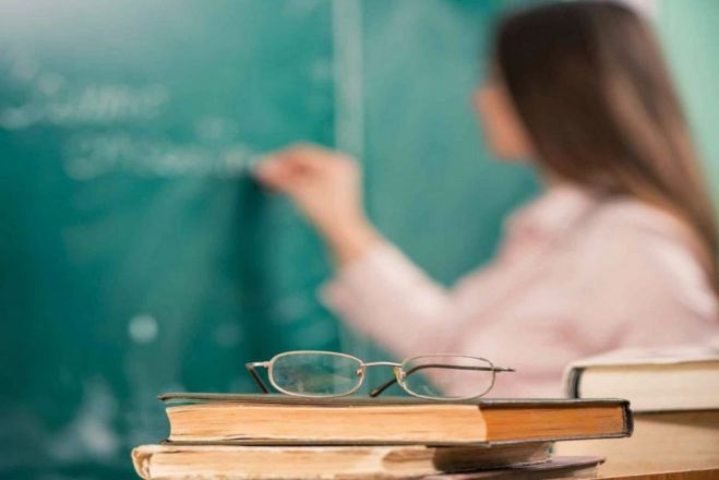 &Phi;&Epsilon;&Kappa; &gamma;&iota;&alpha; &pi;&rho;&omicron;&sigma;&lambda;ή&psi;&epsilon;&iota;&sigmaf; &epsilon;&kappa;&pi;&alpha;&iota;&delta;&epsilon;&upsilon;&tau;&iota;&kappa;ώ&nu; &sigma;&tau;&eta;&nu; &Alpha;&rho;&kappa;&alpha;&delta;ί&alpha;