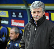 &Pi;&rho;ό&tau;&alpha;&sigma;&eta;
&sigma;&tau;&omicron;&nu; &Tau;&sigma;&iota;ώ&lambda;&eta; έ&kappa;&alpha;&nu;&epsilon; &eta; &Alpha;&Epsilon;&Kappa;!