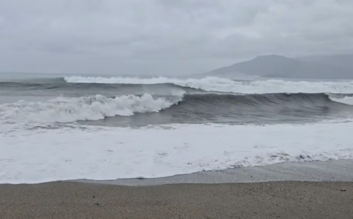 &Tau;&alpha; &sigma;&upsilon;&lambda;&lambda;&upsilon;&pi;&eta;&tau;ή&rho;&iota;&alpha; &Kappa;&iota;&kappa;ί&lambda;&iota;&alpha; &gamma;&iota;&alpha; &tau;&omicron; &nu;&epsilon;&kappa;&rho;ό &lambda;&iota;&mu;&epsilon;&nu;&iota;&kappa;ό &sigma;&tau;&omicron; &Pi;&alpha;&rho;ά&lambda;&iota;&omicron; Ά&sigma;&tau;&rho;&omicron;&sigmaf;