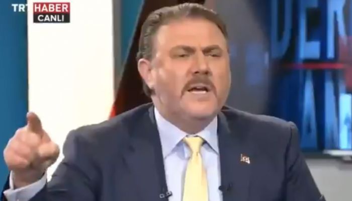 Παραλήρημα από τους Τούρκους: «Θα σπάσουμε χέρια και πόδια σε Τσίπρα-Καμμένο αν ανέβουν στα Ίμια»!