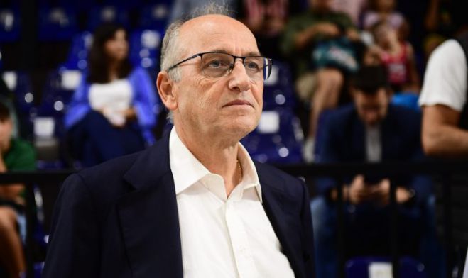 &Epsilon;&nu;ώ&pi;&iota;&omicron;&nu; &tau;&omicron;&upsilon; &alpha;&nu;&alpha;&kappa;&rho;&iota;&tau;ή &omicron; &Beta;&alpha;&gamma;&gamma;έ&lambda;&eta;&sigmaf; &Lambda;&iota;ό&lambda;&iota;&omicron;&sigmaf; &ndash; &Upsilon;&pi;έ&beta;&alpha;&lambda;&epsilon; &tau;&eta;&nu; &pi;&alpha;&rho;&alpha;ί&tau;&eta;&sigma;ή &tau;&omicron;&upsilon; &alpha;&pi;ό &tau;&eta;&nu; &pi;&rho;&omicron;&epsilon;&delta;&rho;ί&alpha; &tau;&eta;&sigmaf; &Epsilon;&Omicron;&Kappa;