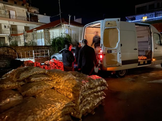 Το "Καλάθι του Πτωχού" δίπλα σε δοκιμαζόμενες οικογένειες στην Αρκαδία (εικόνες)