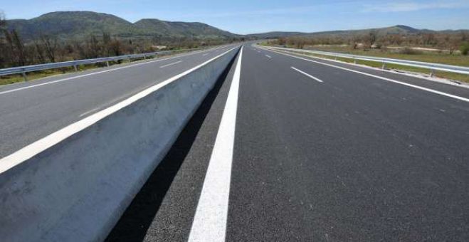 H Κυβέρνηση αποζημιώνει το Μορέα επειδή δεν έχει πολύ κίνηση ο αυτοκινητόδρομος!