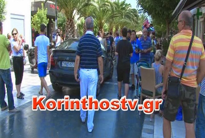 Παραλίγο να πιαστούν στα χέρια στον πεζόδρομο της Κορίνθου (vd)!