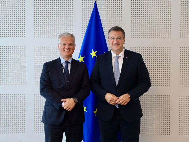 Βρυξέλλες | Συνάντηση Πτωχού με τον Έλληνα Επίτροπο Απόστολο Τζιτζικώστα
