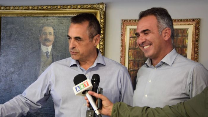 &Sigma;&upsilon;&gamma;&chi;&alpha;&rho;&eta;&tau;ή&rho;&iota;&alpha; &Tau;&rho;&omicron;&upsilon;&pi;ή &sigma;&epsilon; &Tau;&zeta;&iota;&omicron;ύ&mu;&eta; &gamma;&iota;&alpha; &tau;&eta; &sigma;&upsilon;&nu;&epsilon;&rho;&gamma;&alpha;&sigma;ί&alpha; &mu;&epsilon; &tau;&omicron;&nu; &Delta;ή&mu;&omicron; &tau;&eta;&sigmaf; &Gamma;&kappa;&omicron;&upsilon;&iota;&gamma;&iota;ά&nu;&gamma;&kappa; &sigma;&tau;&eta;&nu; &Kappa;ί&nu;&alpha;!