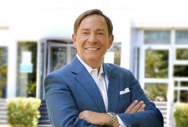 &Alpha;&pi;&omicron;&lambda;ύ&theta;&eta;&kappa;&epsilon; &omicron; &Kappa;&alpha;&rho;&mu;&omicron;ί&rho;&eta;&sigmaf; &alpha;&pi;ό &tau;&eta;&nu; &Epsilon;&Rho;&Tau; - "&Rho;&alpha;&tau;&sigma;&iota;&sigma;&tau;&iota;&kappa;ά &sigma;&chi;ό&lambda;&iota;&alpha; &delta;&epsilon;&nu; &chi;&omega;&rho;&omicron;ύ&nu; &sigma;&tau;&eta; &Delta;&eta;&mu;ό&sigma;&iota;&alpha; &tau;&eta;&lambda;&epsilon;ό&rho;&alpha;&sigma;&eta;"