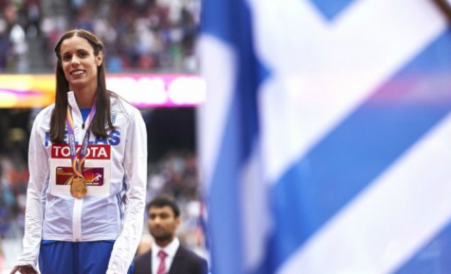 Ρίγος! Ο Εθνικός ύμνος στο Ολυμπιακό Στάδιο του Λονδίνου για τη Στεφανίδη (vd)