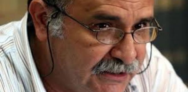 &Sigma;&tau;&eta;&nu; &Tau;&rho;ί&pi;&omicron;&lambda;&eta; έ&rho;&chi;&epsilon;&tau;&alpha;&iota; &omicron; &Kappa;&alpha;&lambda;&omicron;&mu;&omicron;ί&rho;&eta;&sigmaf; &tau;&eta;&sigmaf; &Alpha;&Delta;&Epsilon;&Delta;&Upsilon;