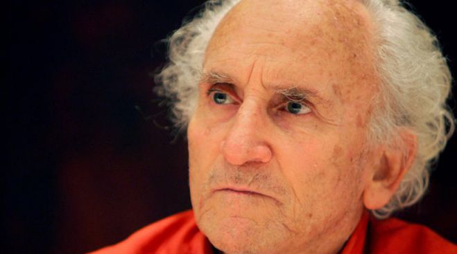 Έ&phi;&upsilon;&gamma;&epsilon; &alpha;&pi;ό &tau;&eta; &zeta;&omega;ή &omicron; &sigma;&pi;&omicron;&upsilon;&delta;&alpha;ί&omicron;&sigmaf; &zeta;&omega;&gamma;&rho;ά&phi;&omicron;&sigmaf;, &Delta;&eta;&mu;ή&tau;&rho;&eta;&sigmaf; &Mu;&upsilon;&tau;&alpha;&rho;ά&sigmaf;