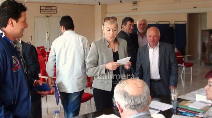 &Sigma;&epsilon; &epsilon;&xi;έ&lambda;&iota;&xi;&eta; &omicron;&iota; &epsilon;&kappa;&lambda;&omicron;&gamma;έ&sigmaf; &sigma;&tau;&eta;&nu; Έ&nu;&omega;&sigma;&eta; &Tau;&omicron;&pi;&iota;&kappa;ή&sigmaf; &Alpha;&upsilon;&tau;&omicron;&delta;&iota;&omicron;ί&kappa;&eta;&sigma;&eta;&sigmaf; &Alpha;&rho;&kappa;&alpha;&delta;ί&alpha;&sigmaf; (vd)