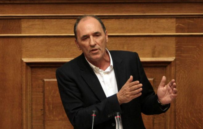 &Sigma;&tau;&alpha;&theta;ά&kappa;&eta;&sigmaf;: &laquo;&Omicron;&iota; &tau;&rho;ά&pi;&epsilon;&zeta;&epsilon;&sigmaf; &theta;&alpha; &alpha;&nu;&omicron;ί&xi;&omicron;&upsilon;&nu;, ό&tau;&alpha;&nu; &hellip;&raquo;