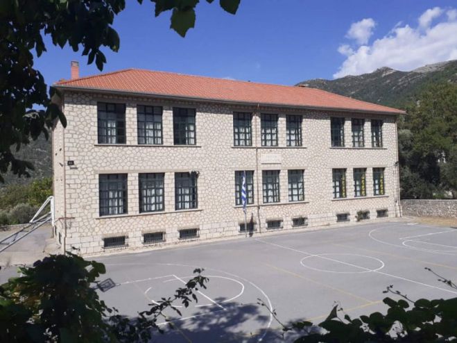 &Delta;ή&mu;&omicron;&sigmaf; &Tau;&rho;ί&pi;&omicron;&lambda;&eta;&sigmaf; | &Delta;&iota;&alpha;&gamma;&omega;&nu;&iota;&sigma;&mu;ό&sigmaf; &gamma;&iota;&alpha; &tau;&eta;&nu; &laquo;&Epsilon;&nu;ί&sigma;&chi;&upsilon;&sigma;&eta; &tau;&eta;&sigmaf; &epsilon;&nu;&epsilon;&rho;&gamma;&epsilon;&iota;&alpha;&kappa;ή&sigmaf; &alpha;&pi;ό&delta;&omicron;&sigma;&eta;&sigmaf; &tau;&omicron;&upsilon; &Delta;&eta;&mu;&omicron;&tau;&iota;&kappa;&omicron;ύ &Sigma;&chi;&omicron;&lambda;&epsilon;ί&omicron;&upsilon; &Kappa;&alpha;&nu;&delta;ή&lambda;&alpha;&sigmaf;&raquo;