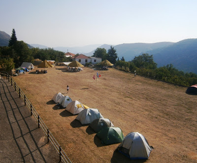 &Omicron;&iota; &delta;&rho;ά&sigma;&epsilon;&iota;&sigmaf; &tau;&omicron;&upsilon; &Epsilon;&lambda;&lambda;&eta;&nu;&iota;&kappa;&omicron;ύ &Omicron;&delta;&eta;&gamma;&iota;&sigma;&mu;&omicron;ύ &sigma;&tau;&omicron; &Kappa;ά&sigma;&tau;&rho;ί (&epsilon;&iota;&kappa;ό&nu;&epsilon;&sigmaf;)